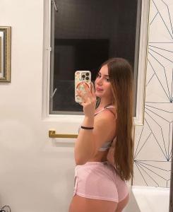  Escorte Modèle