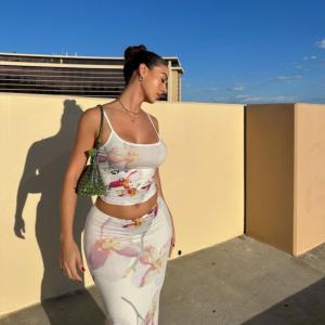  monicaa28